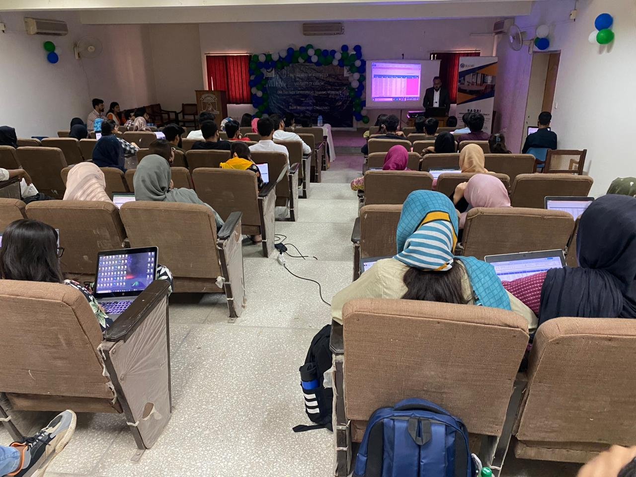 You are currently viewing Advance Excel Workshop at University of Karachi