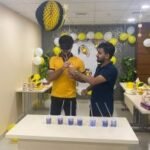 mango-party-04-320x202